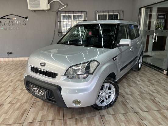 KIA-SOUL-2011