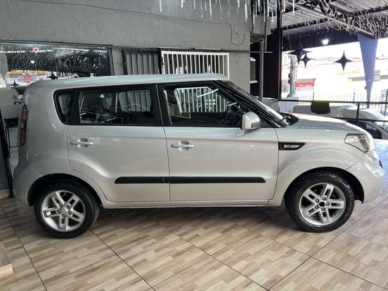 KIA-SOUL-2011