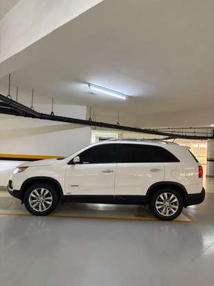 KIA-SORENTO-2012