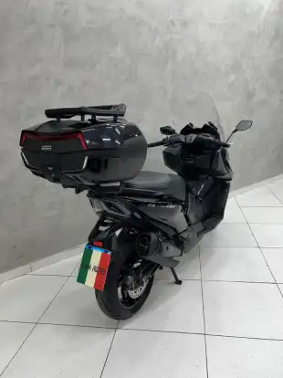KYMCO-AK 550i-2025