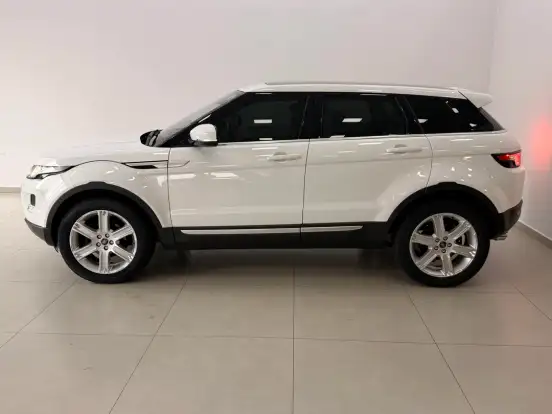 LAND ROVER-RANGE ROVER EVOQUE-2.0 PRESTIGE TECH 4WD 16V GASOLINA 4P AUTOMÁTICO LAND ROVER-RANGE ROVER EVOQUE-2013