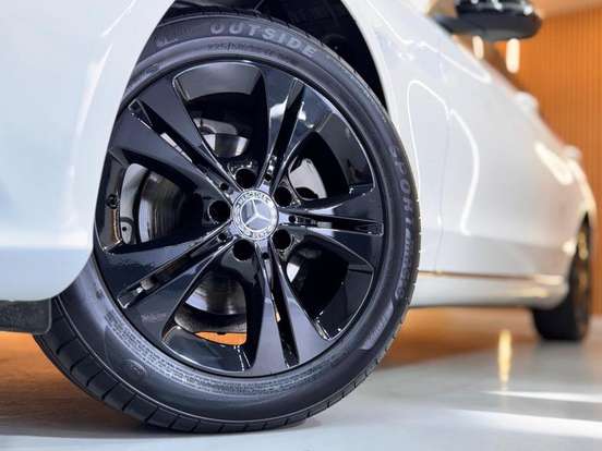MERCEDES-BENZ-C 180-1.6 CGI 16V TURBO FLEX 4P AUTOMÁTICO MERCEDES-BENZ-C 180-2017