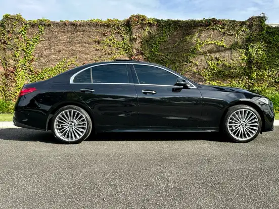 MERCEDES-BENZ-C 200-2025