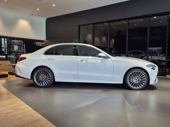 MERCEDES-BENZ-C 200-2026