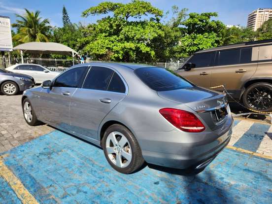 MERCEDES-BENZ-C 200-2.0 CGI AVANTGARDE 16V GASOLINA 4P AUTOMÁTICO MERCEDES-BENZ-C 200-2016