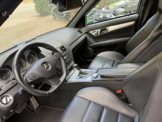 MERCEDES-BENZ-C 63 AMG-6.3 SEDAN V8 GASOLINA 4P AUTOMATICO MERCEDES-BENZ-C 63 AMG-2010