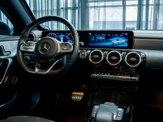MERCEDES-BENZ-CLA 35 AMG-2.0 CGI GASOLINA 4MATIC 7G-DCT MERCEDES-BENZ-CLA 35 AMG-2020