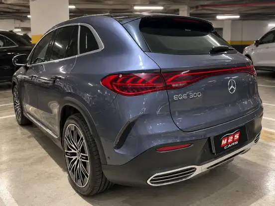 MERCEDES-BENZ-EQE 300-2023