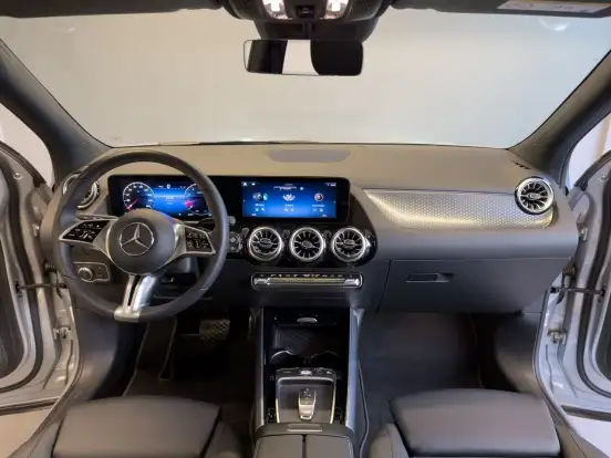 MERCEDES-BENZ-GLA 200-1.3 MHEV PROGRESSIVE 7G-DCT MERCEDES-BENZ-GLA 200-2025