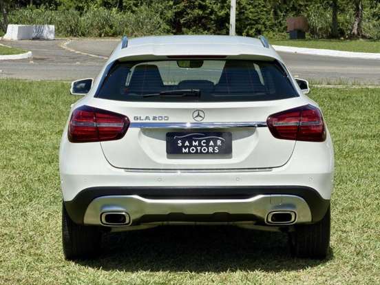 MERCEDES-BENZ-GLA 200-1.6 CGI FLEX ADVANCE 7G-DCT MERCEDES-BENZ-GLA 200-2017