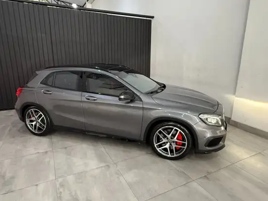 MERCEDES-BENZ-GLA 45 AMG-2016