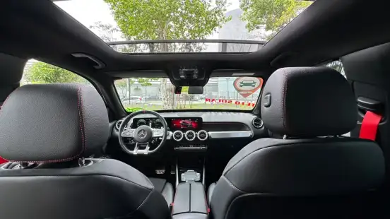 MERCEDES-BENZ-GLB 35 AMG-2022
