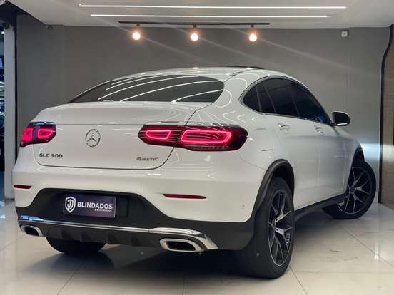 MERCEDES-BENZ-GLC 300-2023