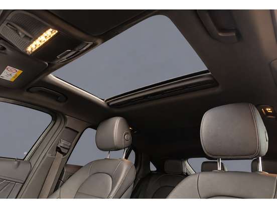 MERCEDES-BENZ-GLC 300-2.0 CGI GASOLINA COUPÉ AMG LINE 4MATIC 9G-TRONIC MERCEDES-BENZ-GLC 300-2023