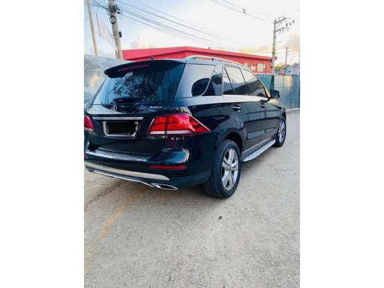 MERCEDES-BENZ-GLE 350-2017