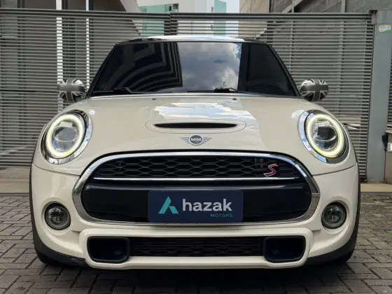 MINI COOPER 2.0 16V TWINPOWER GASOLINA JOHN COOPER WORKS 2P STEPTRONIC
