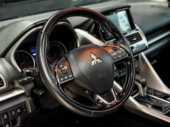 MITSUBISHI-ECLIPSE CROSS-1.5 MIVEC TURBO GASOLINA HPE-S CVT MITSUBISHI-ECLIPSE CROSS-2019