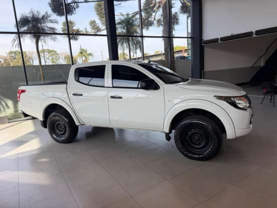 MITSUBISHI-L200 TRITON-2.4 16V TURBO DIESEL GL CD 4X4 MANUAL MITSUBISHI-L200 TRITON-2022