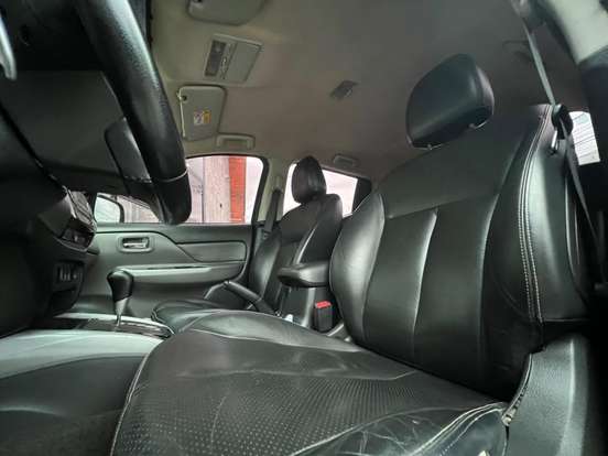 MITSUBISHI-L200 TRITON-2018