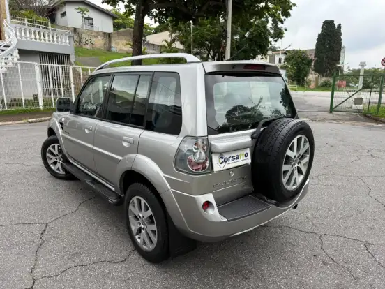 MITSUBISHI-PAJERO TR4-2.0 4X4 16V 140CV FLEX 4P AUTOMÁTICO MITSUBISHI-PAJERO TR4-2014