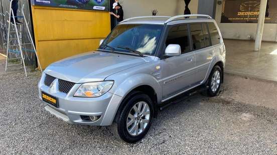 MITSUBISHI-PAJERO TR4-2.0 4X2 16V 140CV FLEX 4P AUTOMÁTICO MITSUBISHI-PAJERO TR4-2012