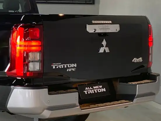 MITSUBISHI-TRITON-2.4 BITURBO DIESEL CD HPE 4X4 AUTOMÁTICO MITSUBISHI-TRITON-2026