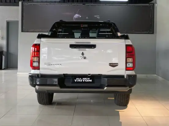 MITSUBISHI-TRITON-2.4 BITURBO DIESEL CD KATANA 4X4 AUTOMÁTICO MITSUBISHI-TRITON-2026