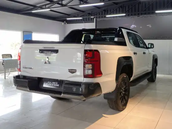 MITSUBISHI-TRITON-2.4 BITURBO DIESEL CD KATANA 4X4 AUTOMÁTICO MITSUBISHI-TRITON-2026