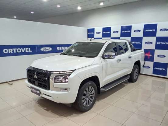 MITSUBISHI-TRITON-2.4 BITURBO DIESEL CD HPE-S 4X4 AUTOMÁTICO MITSUBISHI-TRITON-2025