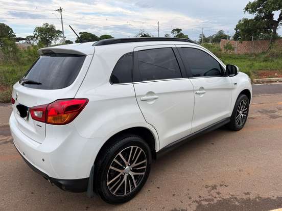 MITSUBISHI-ASX-2013
