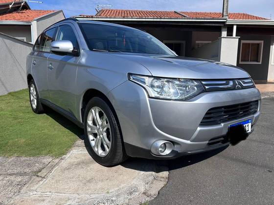 MITSUBISHI OUTLANDER 2.0 16V GASOLINA 4P AUTOMÁTICO