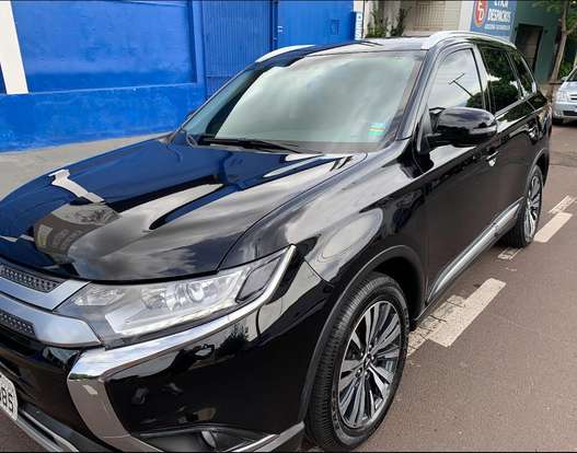 MITSUBISHI-OUTLANDER-2019