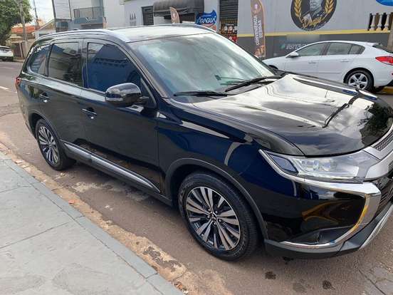 MITSUBISHI-OUTLANDER-2.0 MIVEC GASOLINA HPE AUTOMÁTICO MITSUBISHI-OUTLANDER-2019