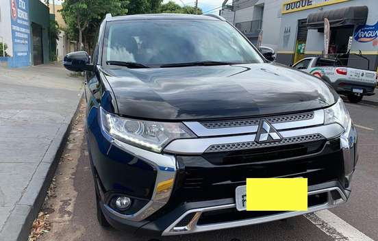 MITSUBISHI-OUTLANDER-2019