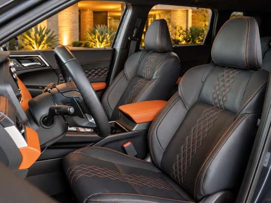 MITSUBISHI-OUTLANDER-2.4 PHEV SIGNATURE S-AWC DHT MITSUBISHI-OUTLANDER-2025