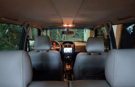 MITSUBISHI-PAJERO-2011