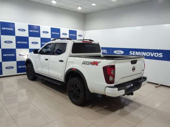 NISSAN-FRONTIER-2023