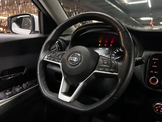 NISSAN-KICKS-2022