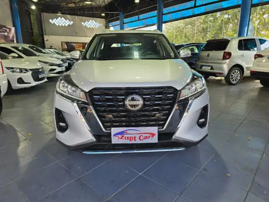 NISSAN-KICKS-2023