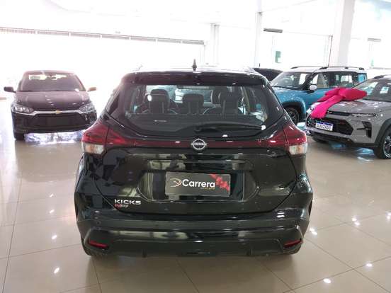 NISSAN-KICKS-2024