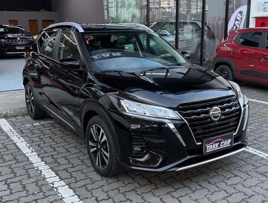 NISSAN-KICKS-2022