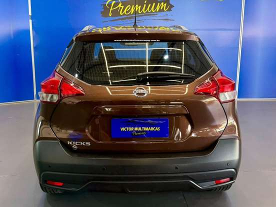 NISSAN-KICKS-2018