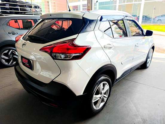 NISSAN-KICKS-2019