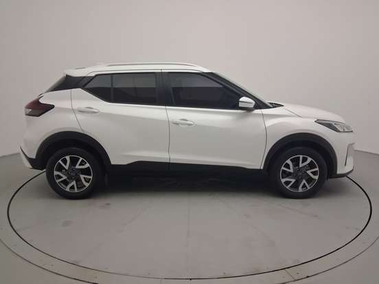 NISSAN-KICKS-2024