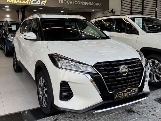 NISSAN-KICKS-2023