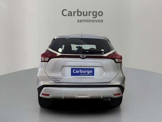 NISSAN-KICKS-2024