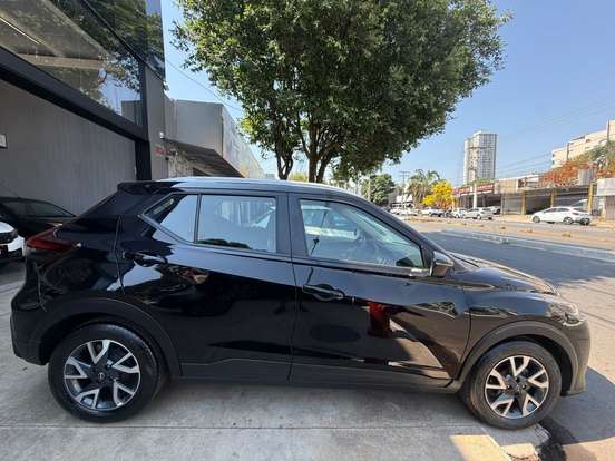 NISSAN-KICKS-2024