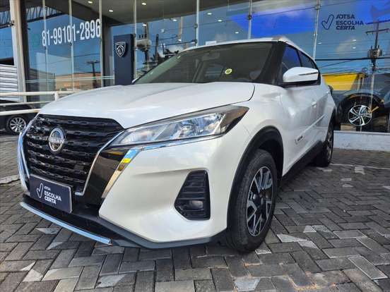 NISSAN-KICKS-2023