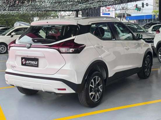 NISSAN-KICKS-2024