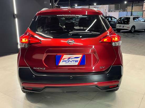 NISSAN-KICKS-2020